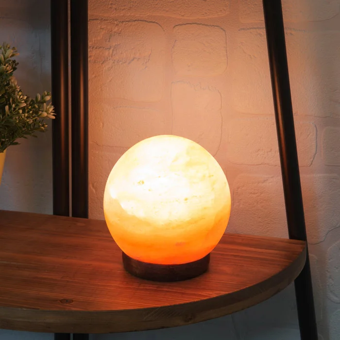 Ball salt lamp